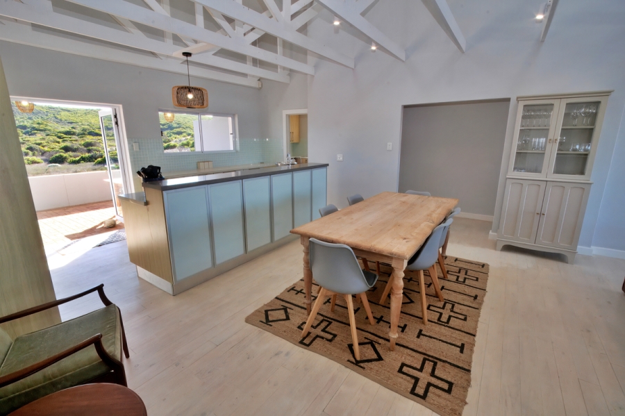 4 Bedroom Property for Sale in Stilbaai Oos Western Cape